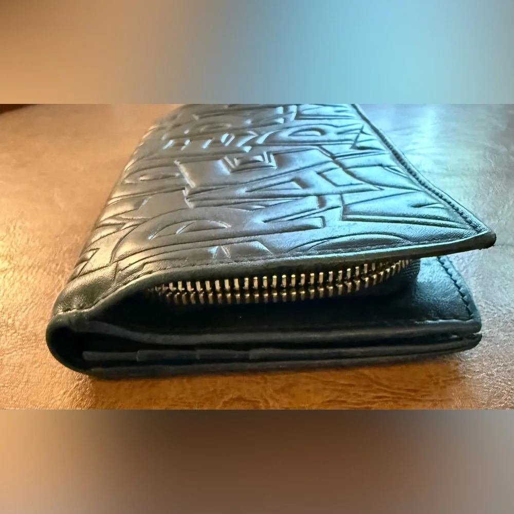 Salvatore Ferragamo Embossed Leather Long Wallet Black Made in Italy - Picture 5 of 11